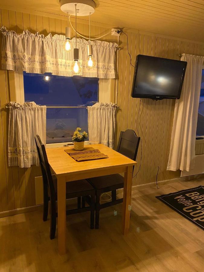 Koselig Studioleilighet I Svolvaer - Lofoten Ved Svolvaergeita, Djevelporten Экстерьер фото