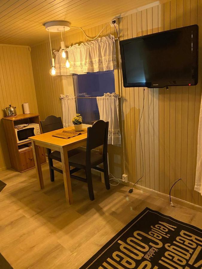 Koselig Studioleilighet I Svolvaer - Lofoten Ved Svolvaergeita, Djevelporten Экстерьер фото