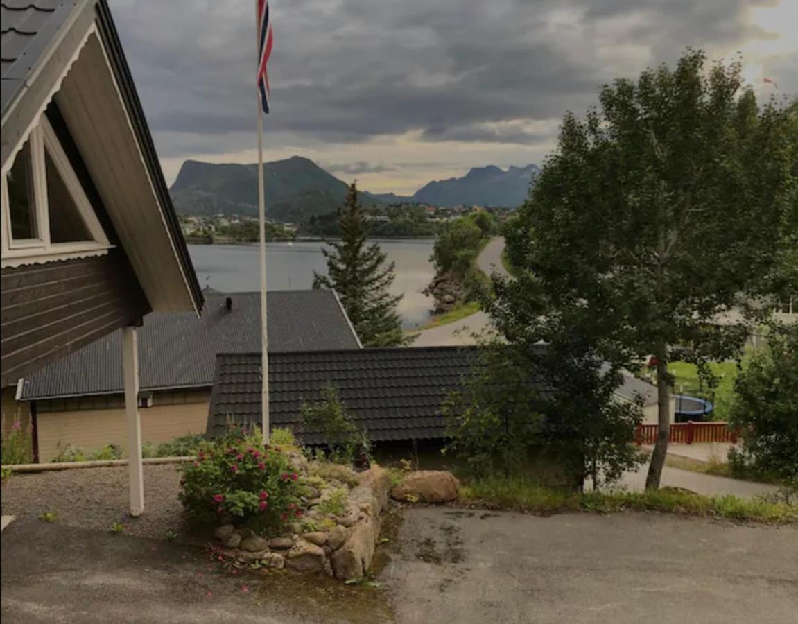 Koselig Studioleilighet I Svolvaer - Lofoten Ved Svolvaergeita, Djevelporten Экстерьер фото